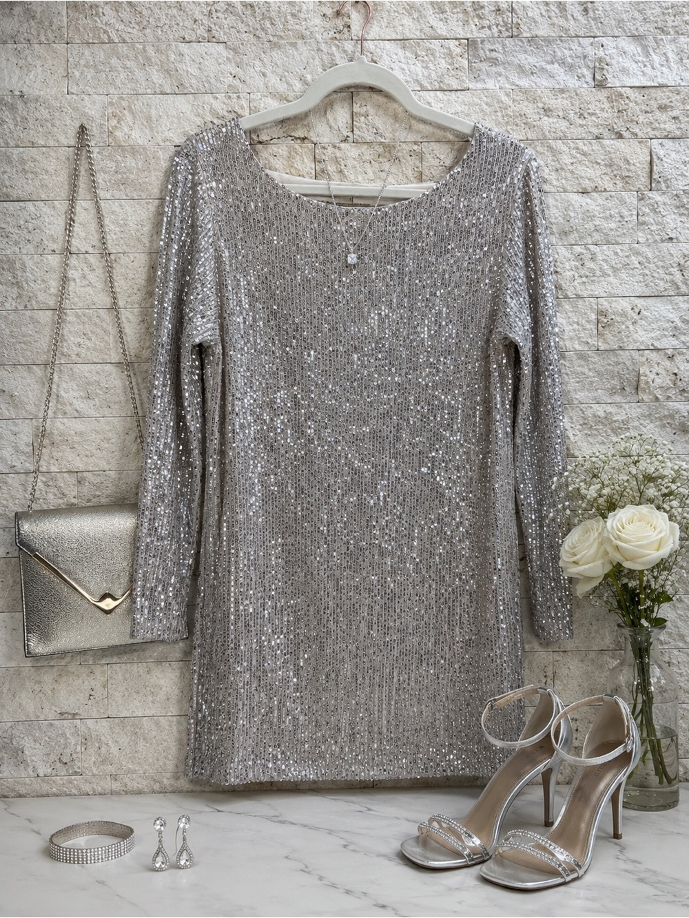 Ardene Sequin Long Sleeve‎ Shift Dress in Champagne L